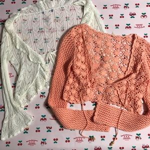 Set of 2 early 2000s knitted cardigan bolero tops 🌊